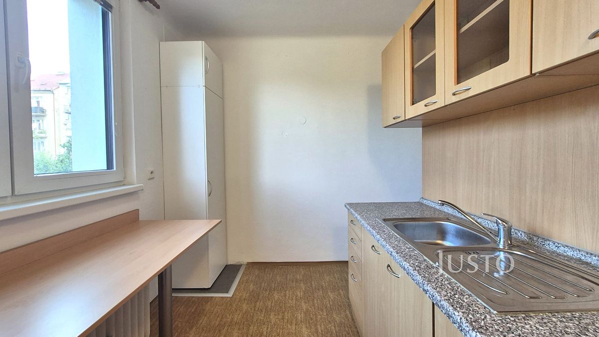 Pronájem bytu 1+1 34 m² – fotografie 4