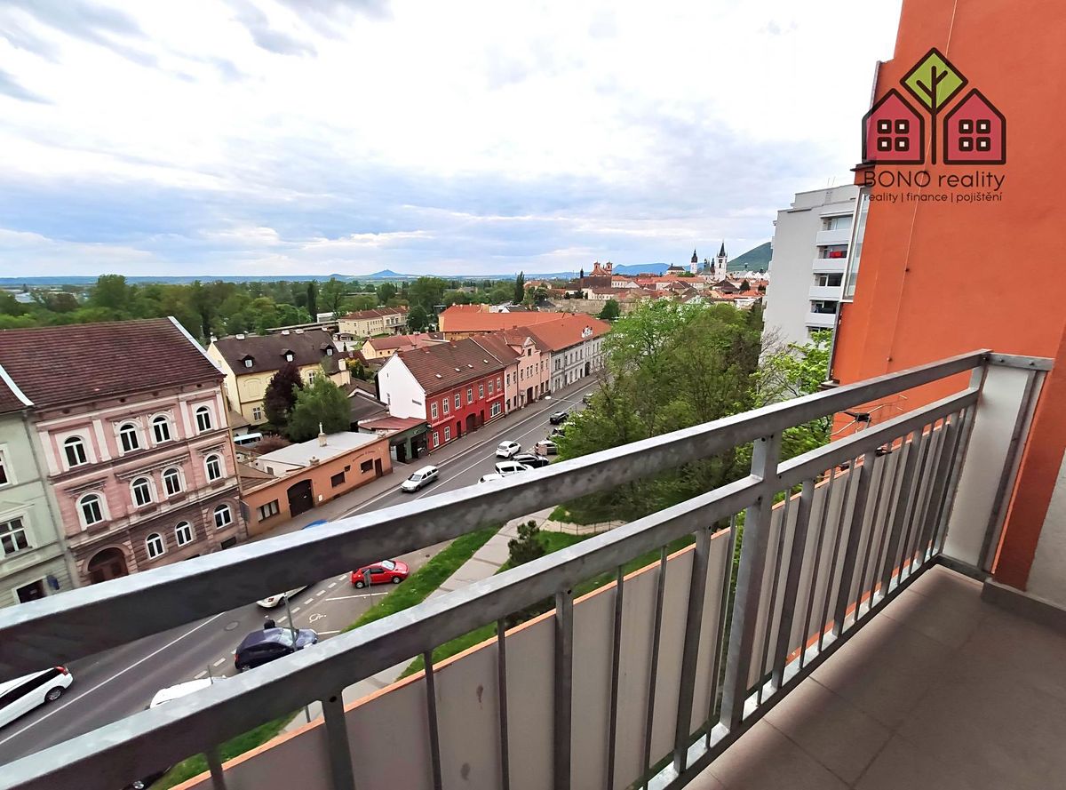 Pronájem bytu 2+kk 52 m² – fotografie 3