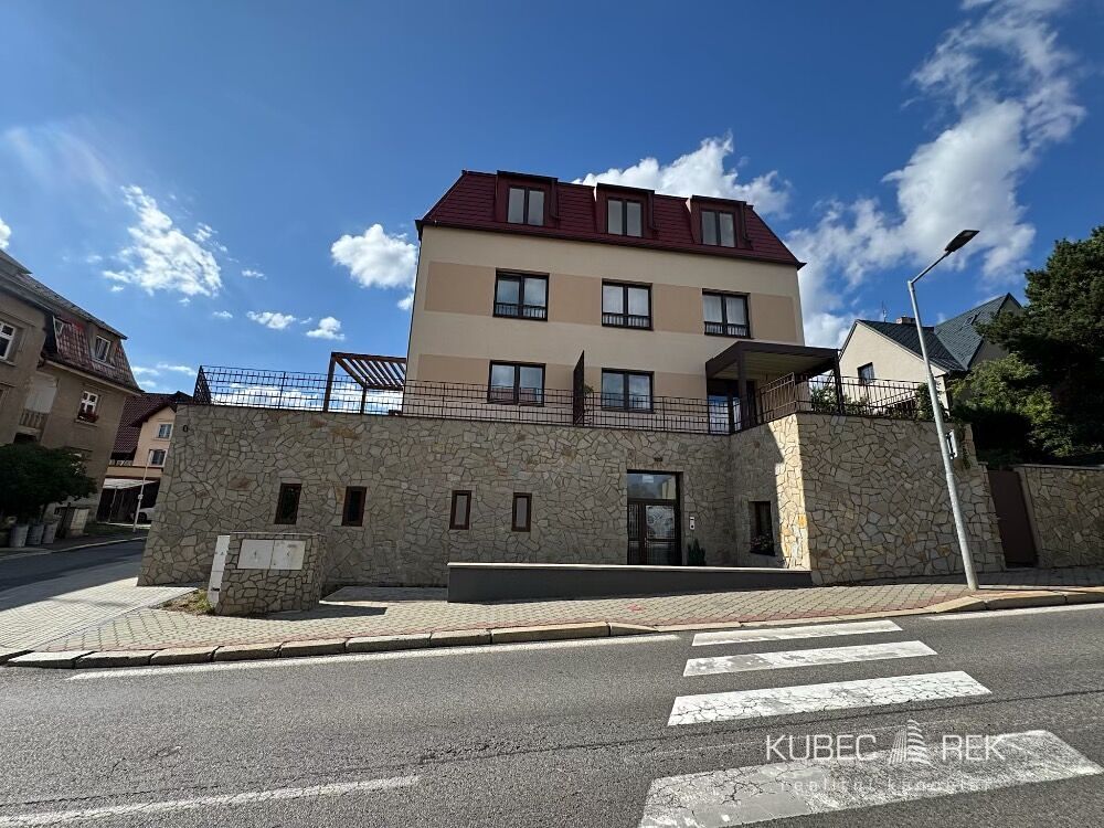 Pronájem kanceláře 42 m²