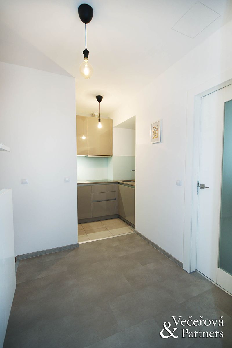 Pronájem bytu 2+kk 56 m² – fotografie 5