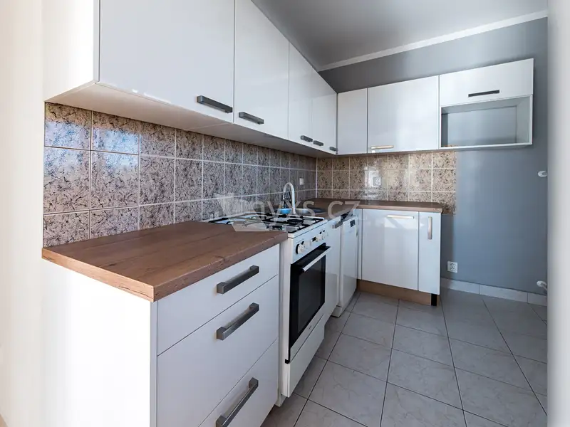 Pronájem bytu 3+1 65 m², Třinec – náhled fotky 1