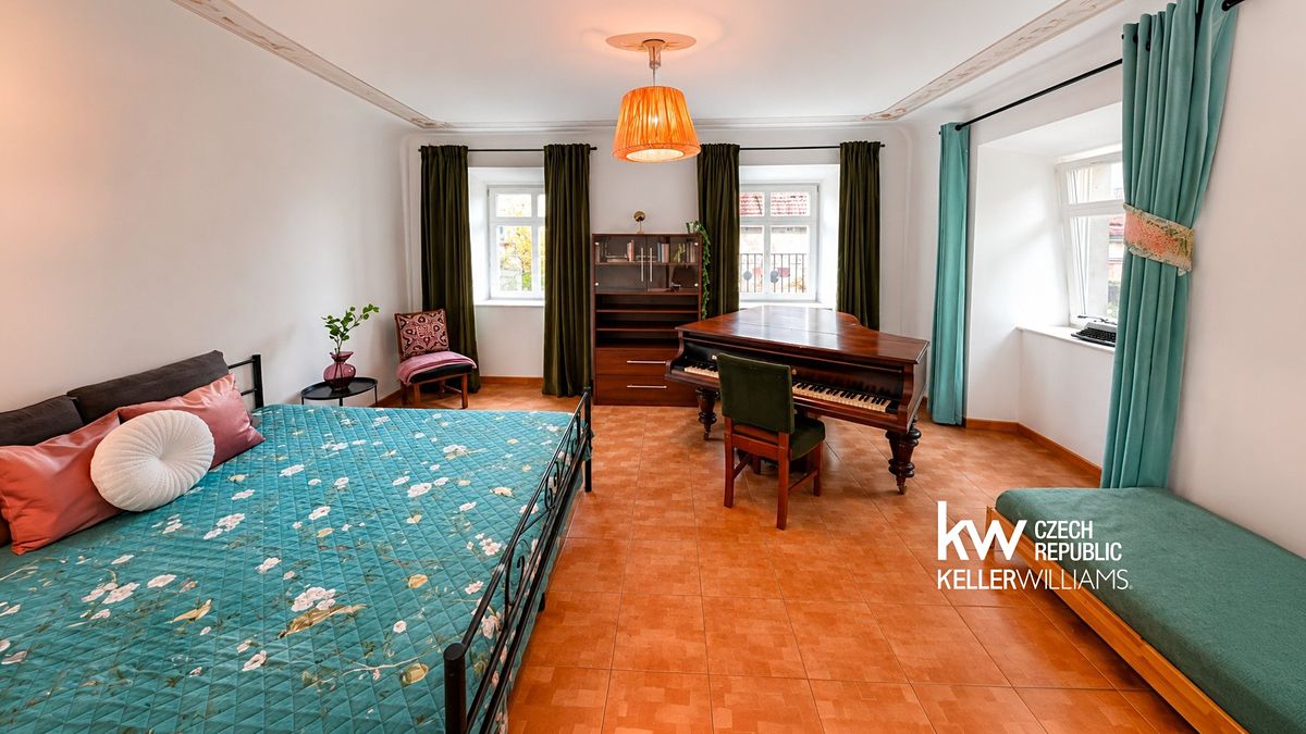 Prodej vily 343 m², pozemek 1283 m² – fotografie 4