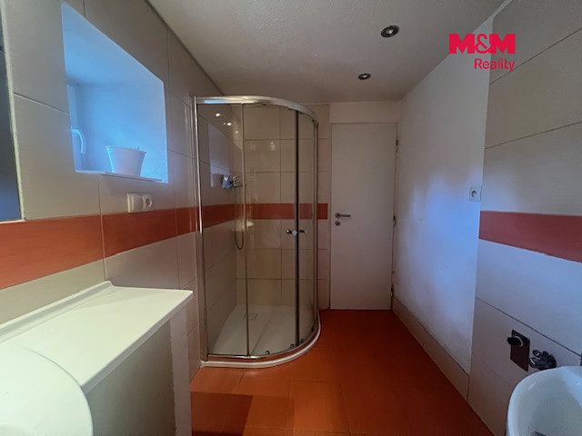 Pronájem rodinného domu 90 m², pozemek 242 m² – fotografie 5