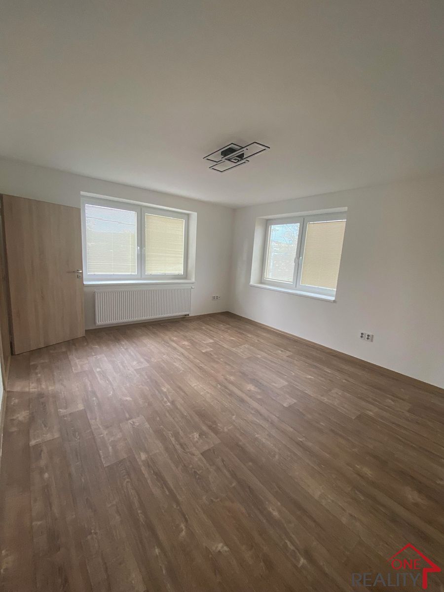 Pronájem bytu 3+kk 68 m² – fotografie 4
