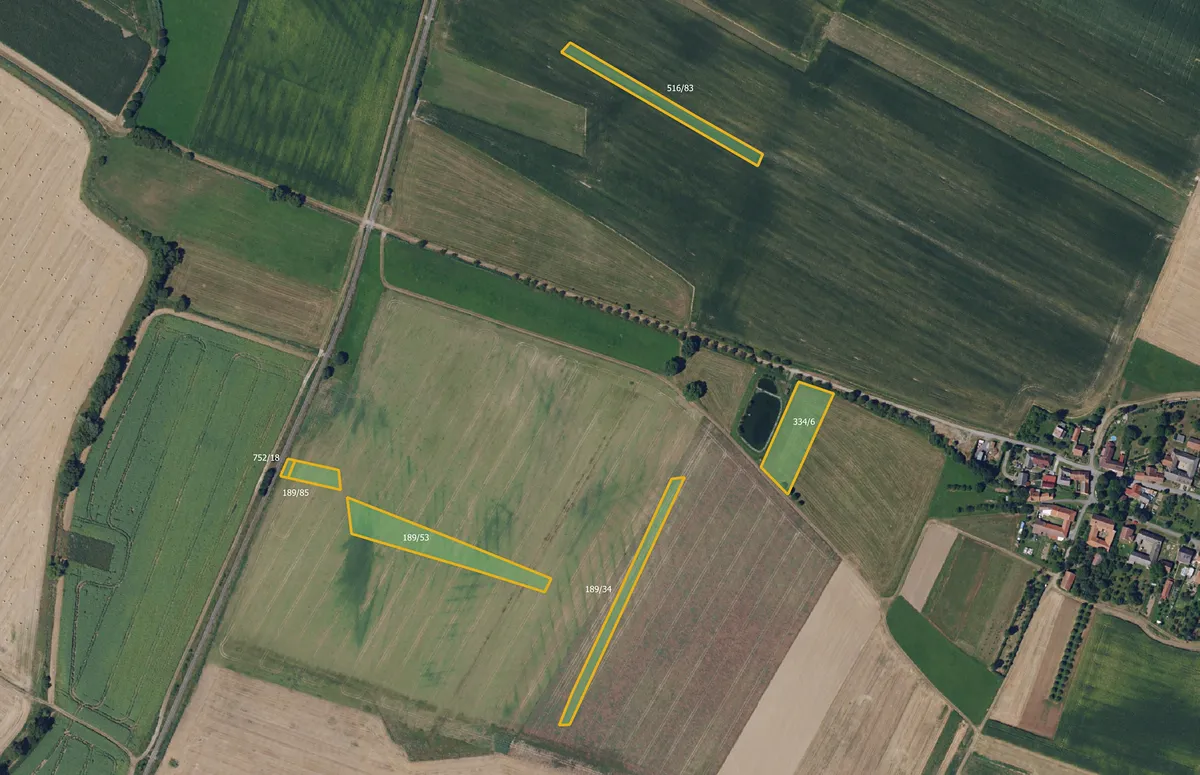 Prodej pole 15964 m²