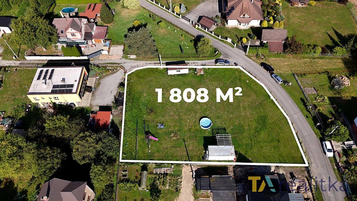 Prodej stavebního pozemku 1808 m²