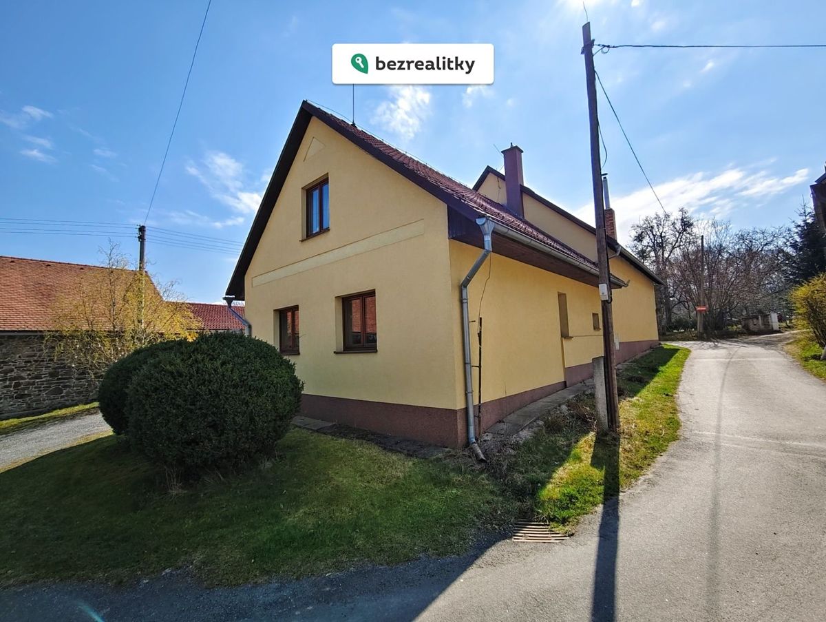 Prodej rodinného domu 206 m², pozemek 1450 m²