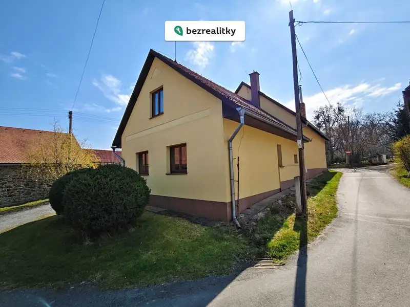 Prodej rodinného domu 206 m², pozemek 1450 m², Říčany – náhled fotky 1
