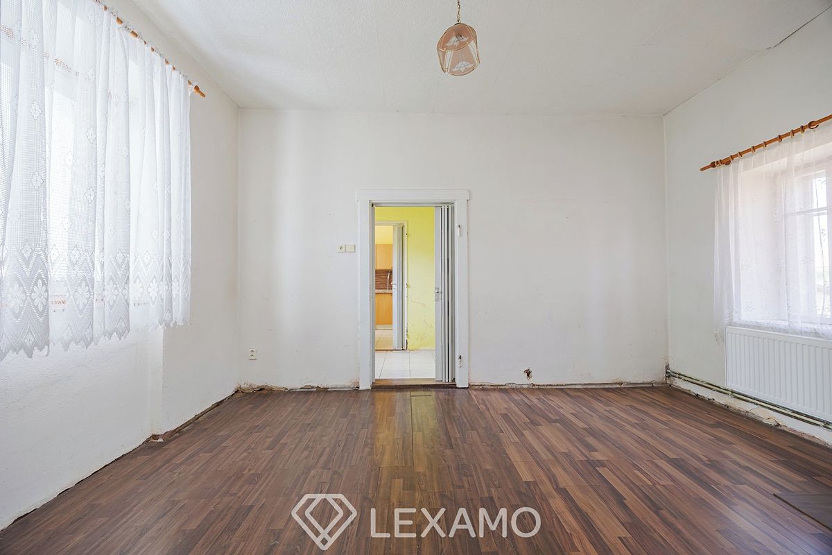 Prodej rodinného domu 165 m², pozemek 1496 m² – fotografie 3
