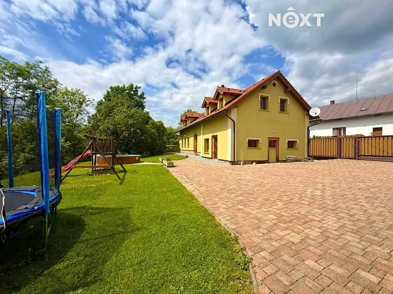 Prodej rodinného domu 230 m², pozemek 2148 m², Stará Paka – náhled fotky 3