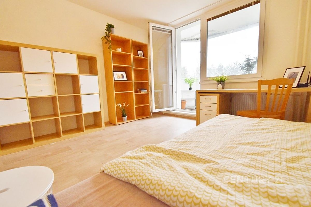 Pronájem bytu 2+1 54 m² – fotografie 2