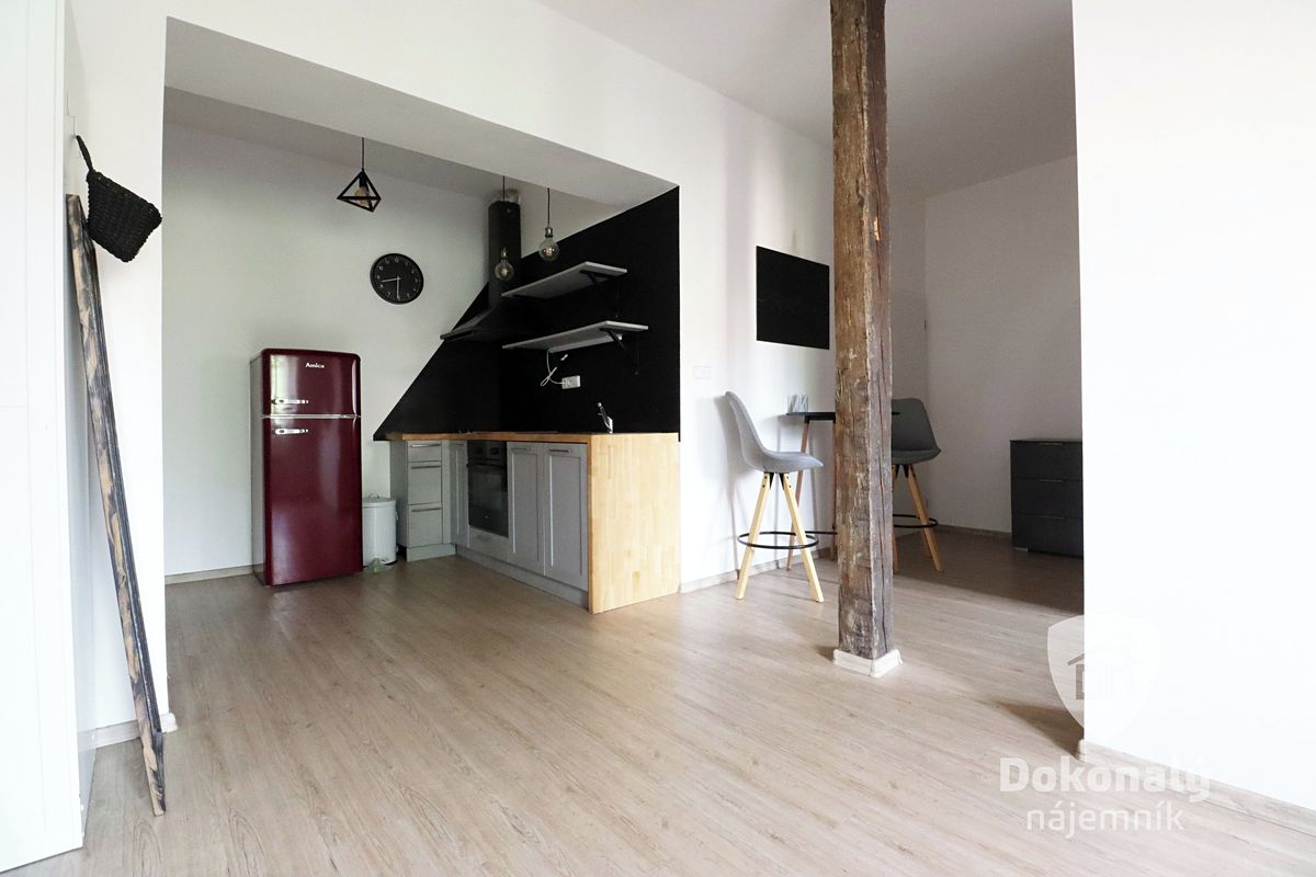 Pronájem bytu 2+kk 45 m² – fotografie 5