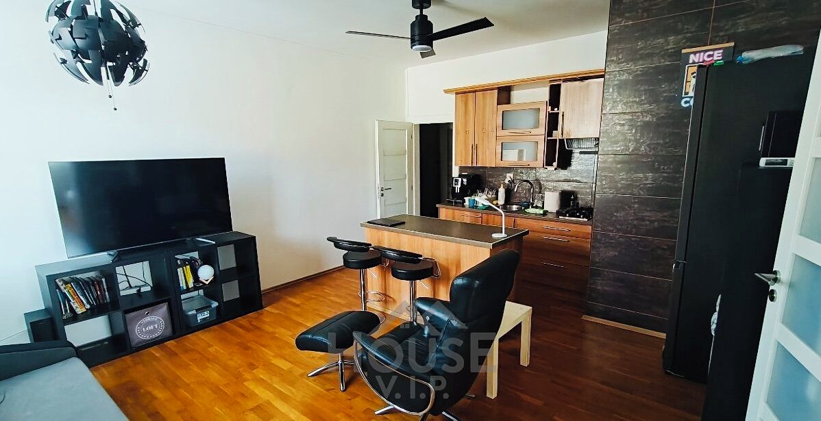 Prodej bytu 1+1 48 m² – fotografie 2
