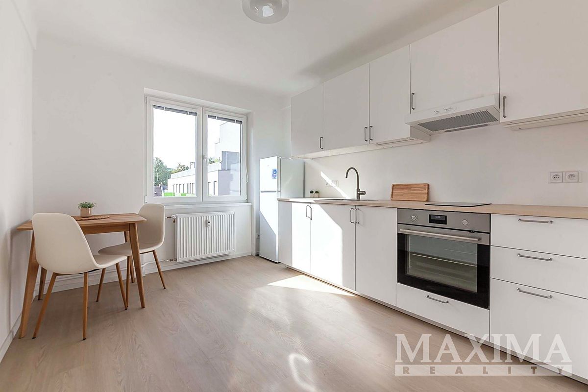 Pronájem bytu 1+1 37 m²