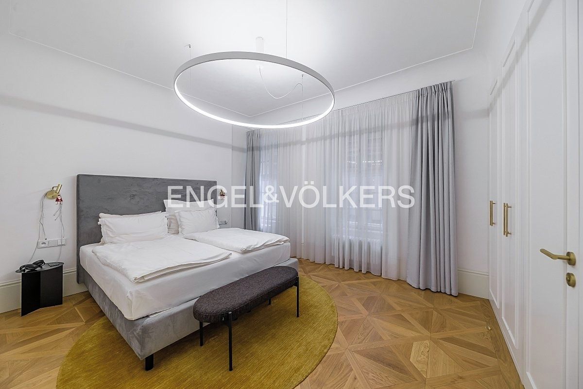 Pronájem bytu 2+kk 72 m² – fotografie 4
