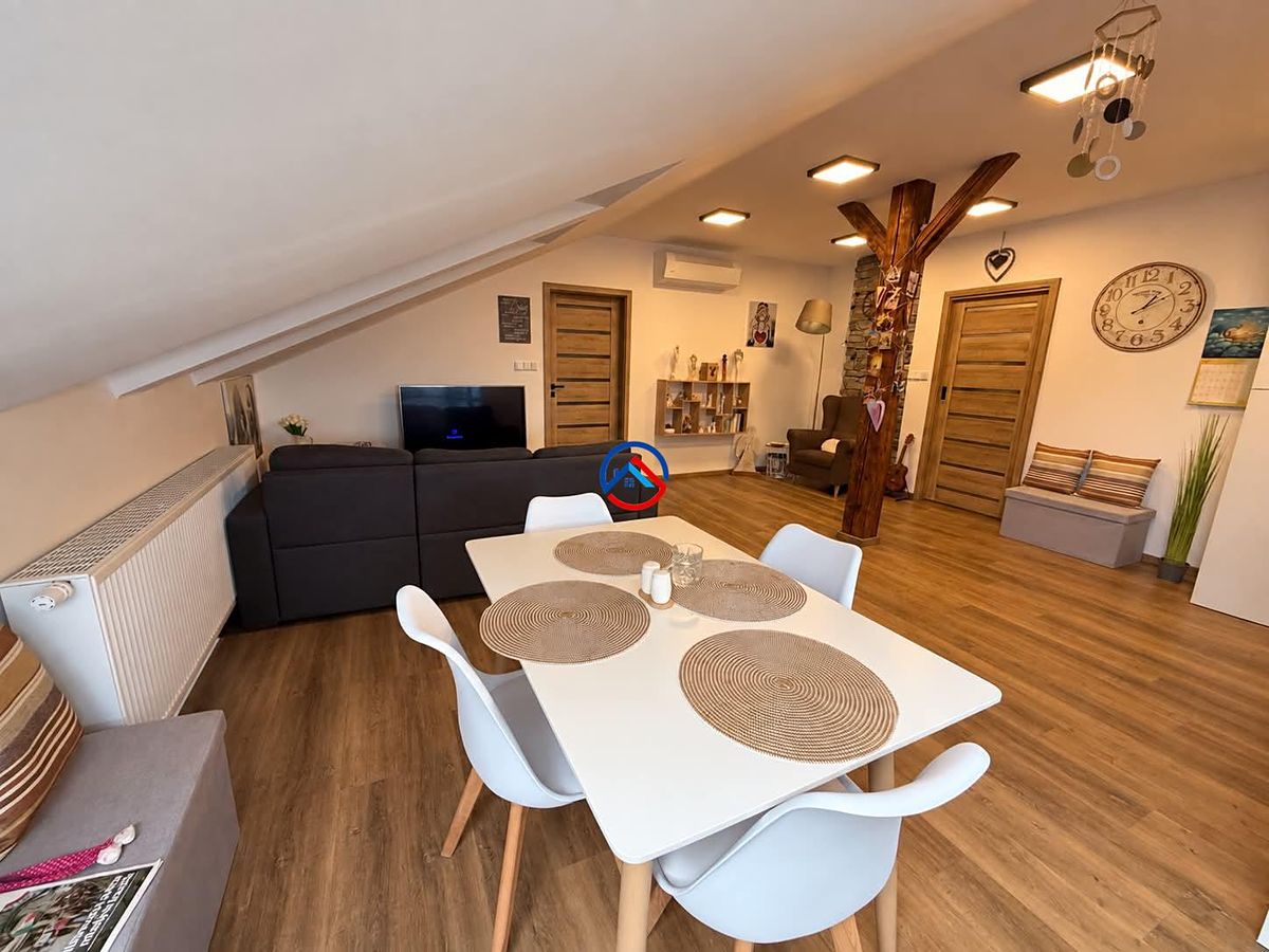Pronájem bytu 2+kk 72 m² – fotografie 2
