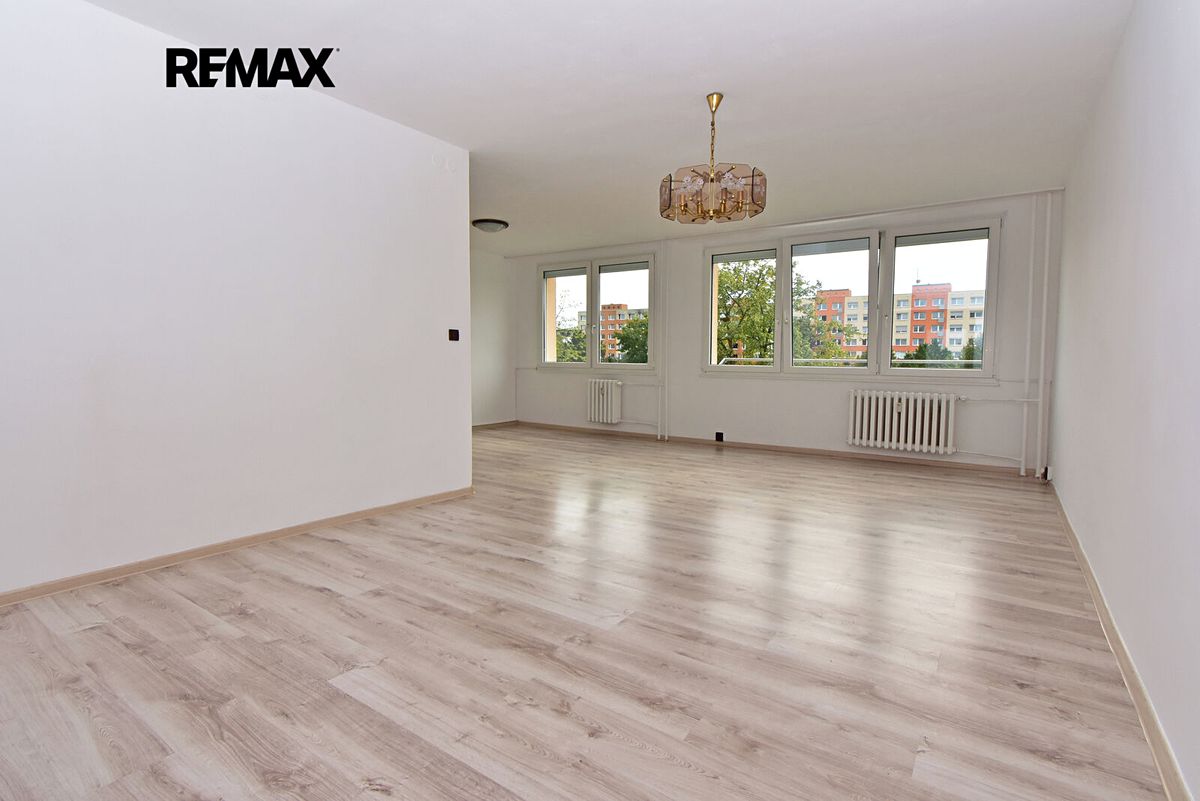 Pronájem bytu 3+1 69 m² – fotografie 3