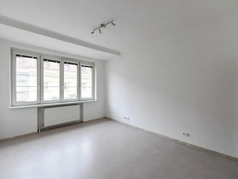 Prodej bytu 1+kk 25 m², Praha – náhled fotky 3