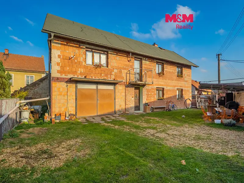 Prodej rodinného domu 110 m², pozemek 320 m², Dolní Bousov – náhled fotky 1