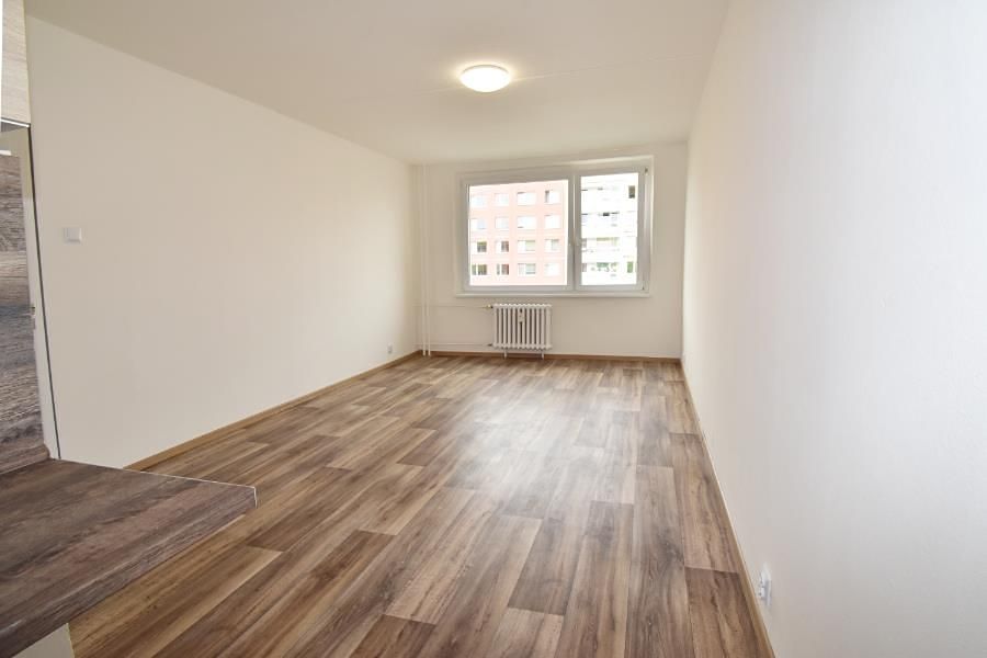 Pronájem bytu 2+kk 39 m² – fotografie 4