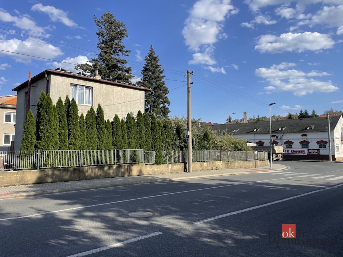 Prodej rodinného domu 190 m², pozemek 716 m² – fotografie 3