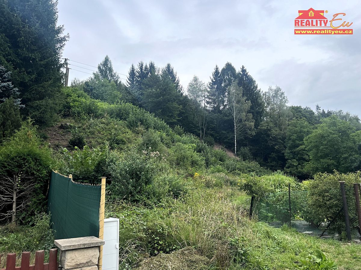 Prodej stavebního pozemku 2155 m² – fotografie 2