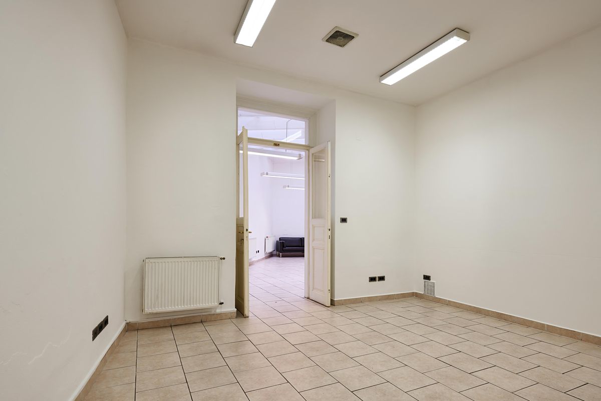 Pronájem kanceláře 73 m² – fotografie 5