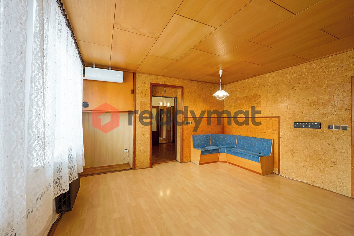 Pronájem rodinného domu 140 m², pozemek 539 m² – fotografie 2