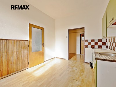 Pronájem bytu 2+1, 66 m² (3 z 11)