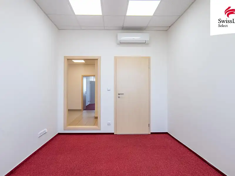 Pronájem kanceláře 403 m², Praha – náhled fotky 3