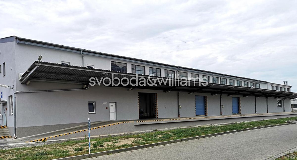 Pronájem výrobní haly, prostoru 1578 m², Břeclav – fotka 1 z 3