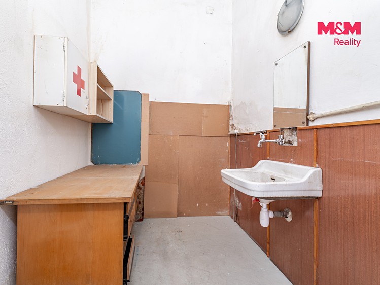 Комерційне приміщення на продаж, 108 м² (11 з 20)