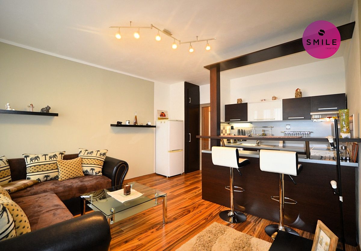 Pronájem bytu 2+kk 47 m² – fotografie 2