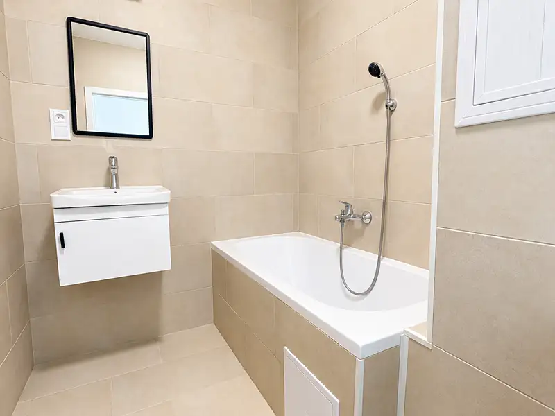 Pronájem bytu 3+1 70 m², Litvínov – náhled fotky 1