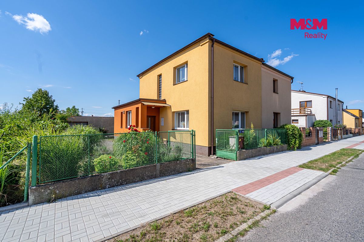 Prodej rodinného domu 86 m², pozemek 499 m² – fotografie 2