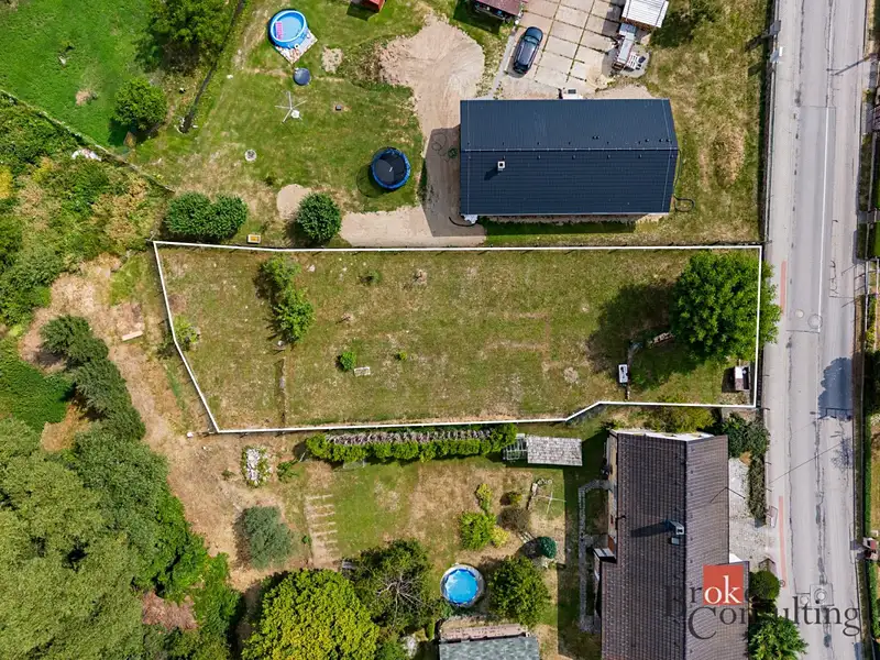Prodej stavebního pozemku 938 m², Nové Hrady – náhled fotky 1