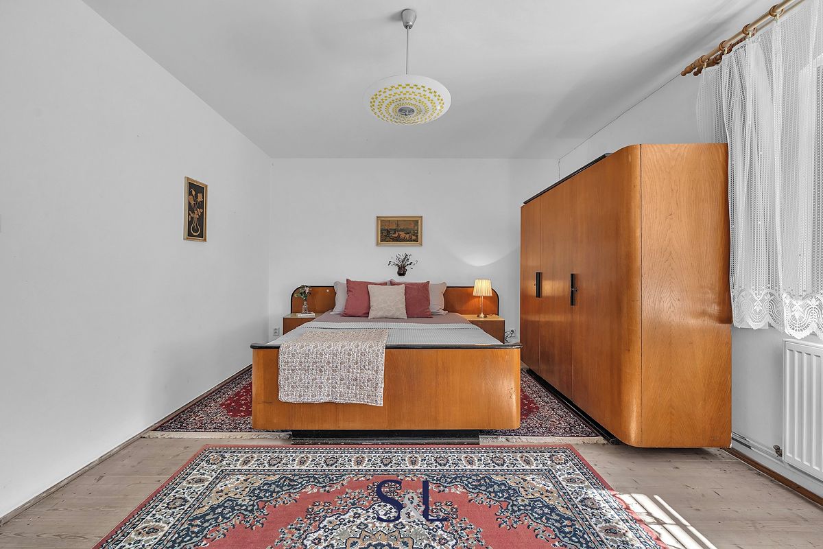 Prodej rodinného domu 230 m², pozemek 1742 m² – fotografie 4