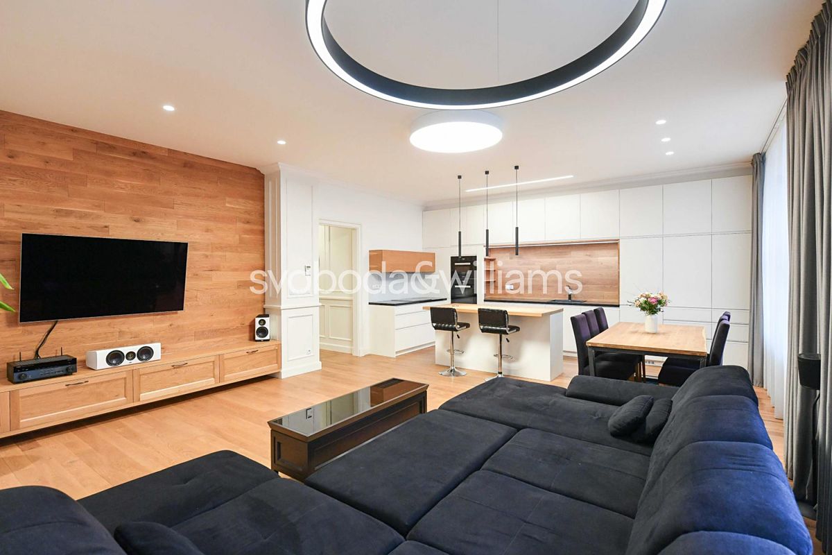 Pronájem bytu 4+kk 165 m² – fotografie 5