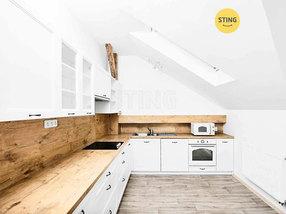 Pronájem bytu 5+1 154 m²