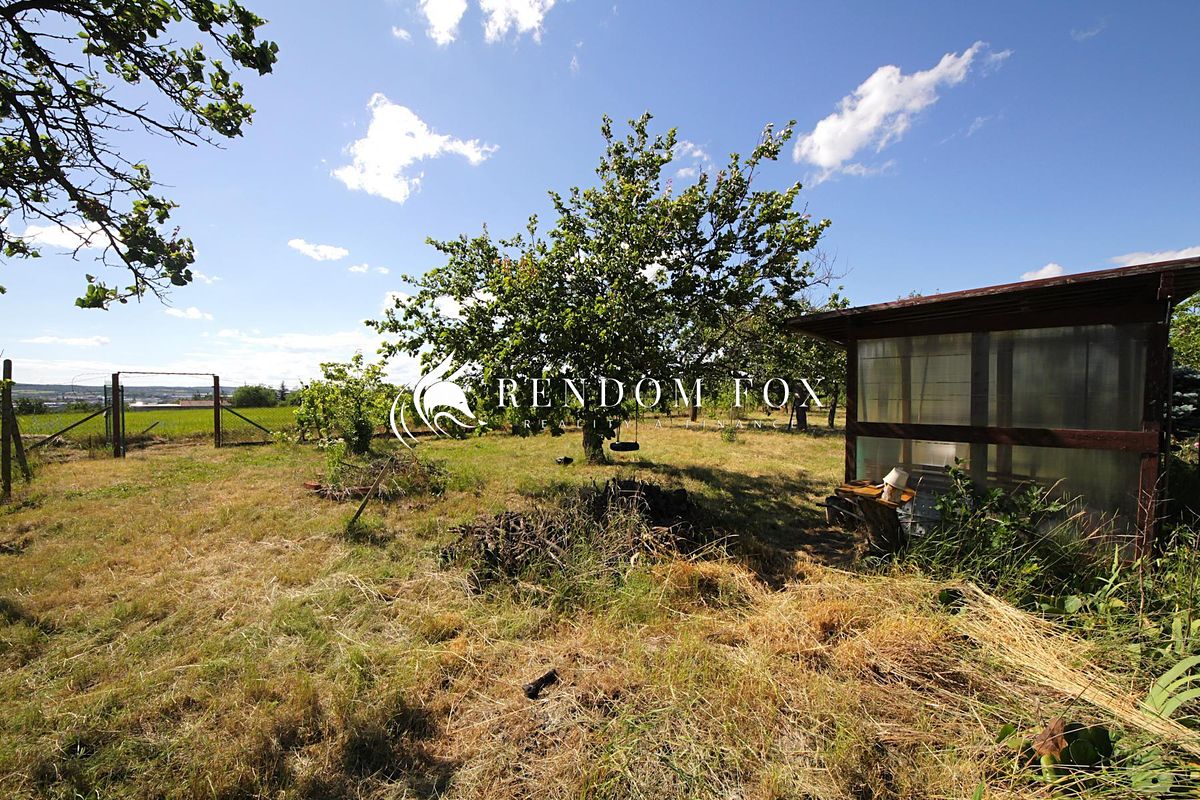 Prodej zahrady 2196 m²