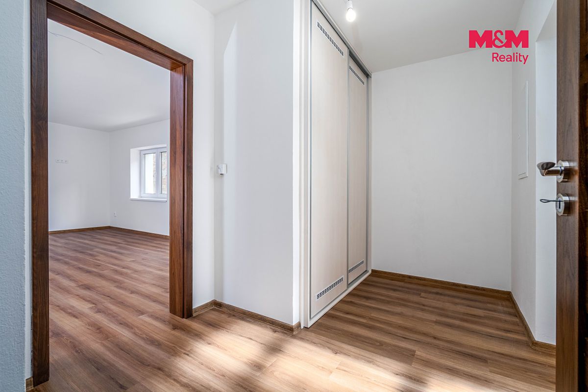 Prodej rodinného domu 113 m², pozemek 448 m² – fotografie 4