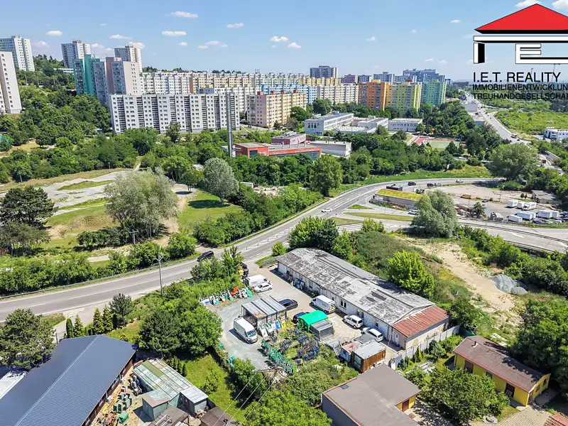 Prodej komerčního pozemku 1973 m², Brno – náhled fotky 2