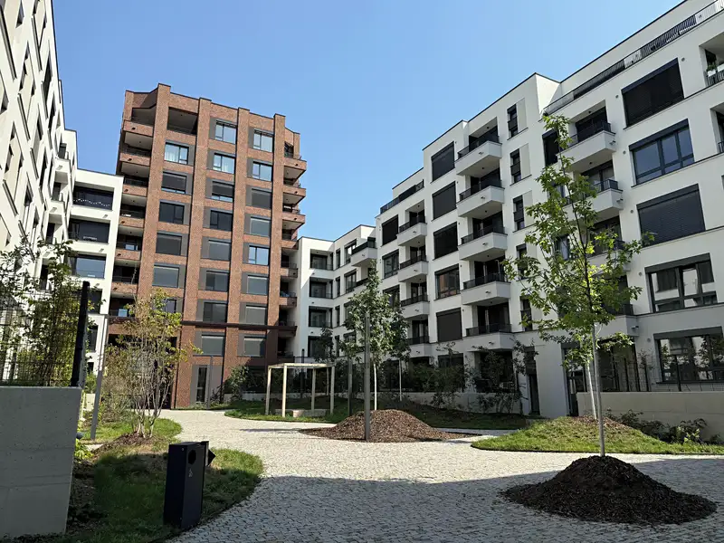 Pronájem bytu 2+kk 44 m², Praha – náhled fotky 1