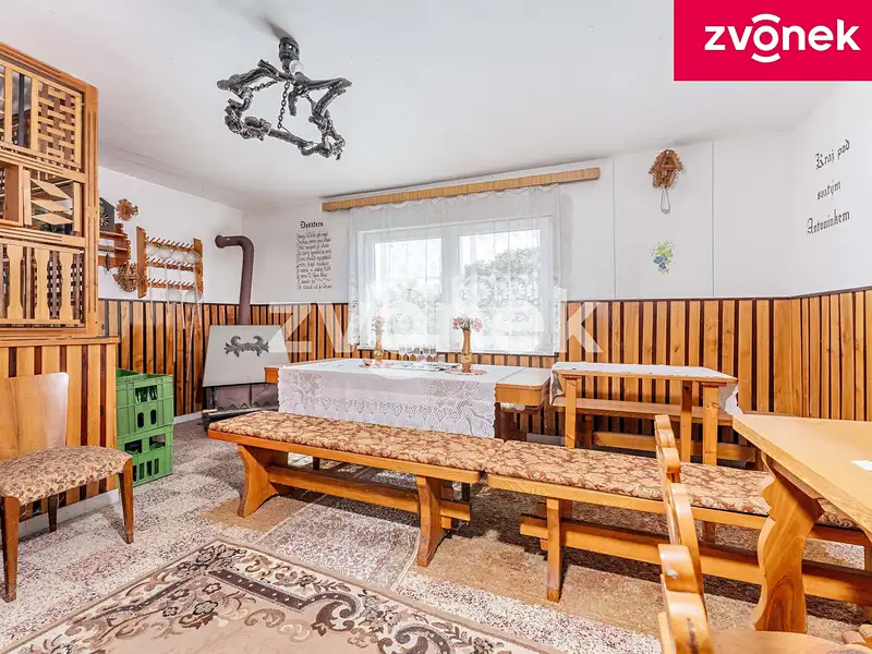 Prodej rodinného domu 220 m², pozemek 1093 m², Blatnice pod Svatým Antonínkem – náhled fotky 3