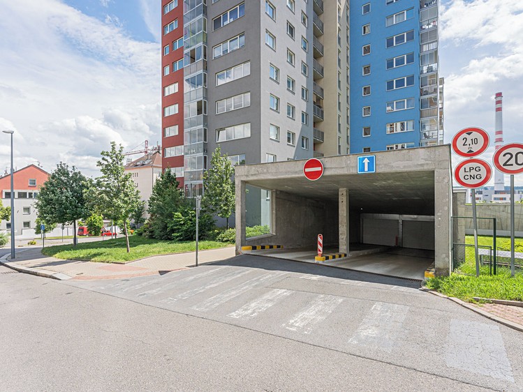 Prodej nemovitosti, 14 m² (1 z 10)