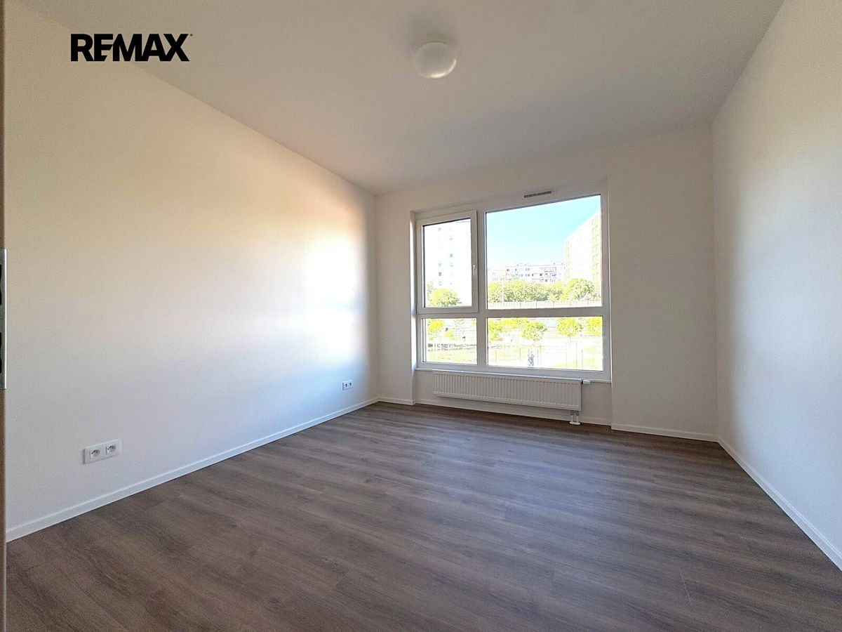 Pronájem bytu 2+kk 48 m² – fotografie 5