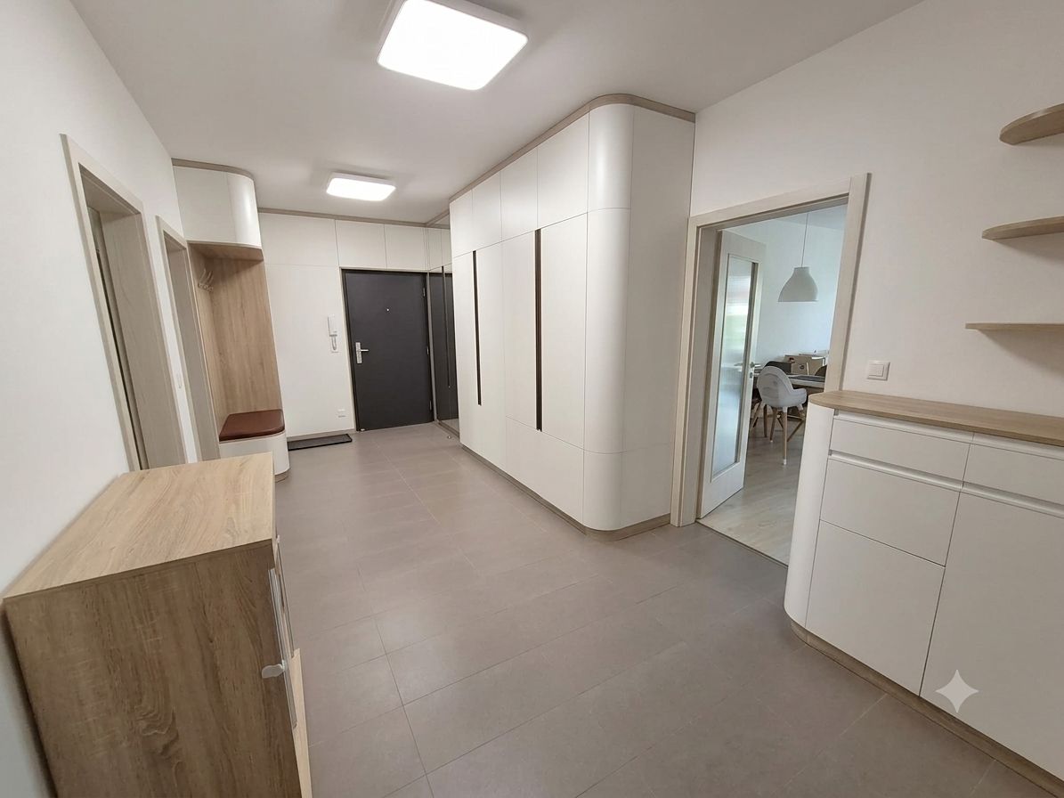 Prodej bytu 4+kk 106 m² – fotografie 3