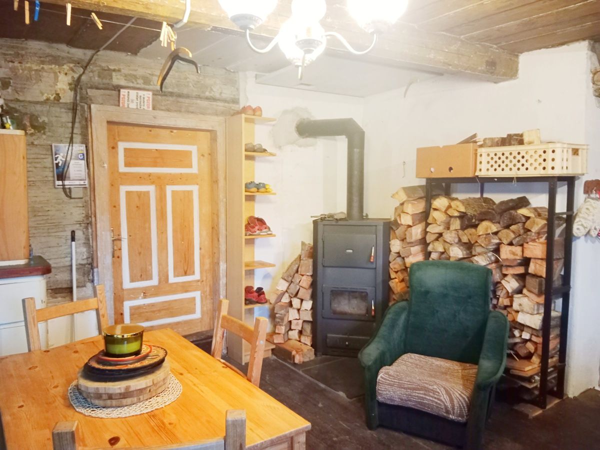 Prodej chalupy 180 m², pozemek 275 m² – fotografie 3