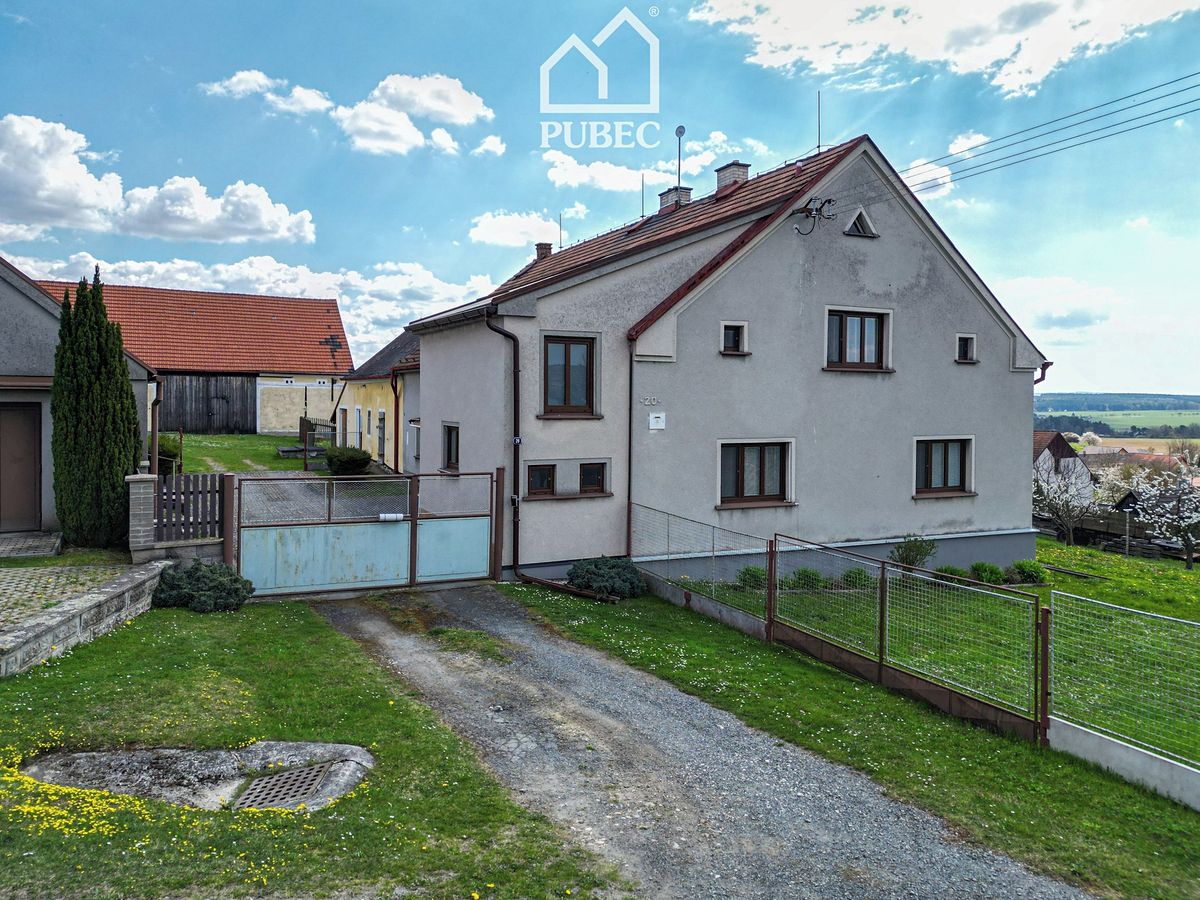 Prodej rodinného domu 275 m², pozemek 4515 m² – fotografie 2