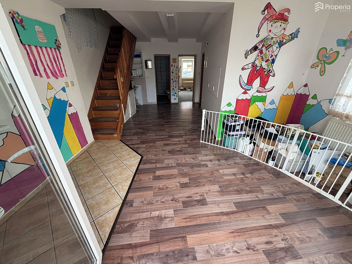 Pronájem rodinného domu 104 m², pozemek 215 m² – fotografie 3